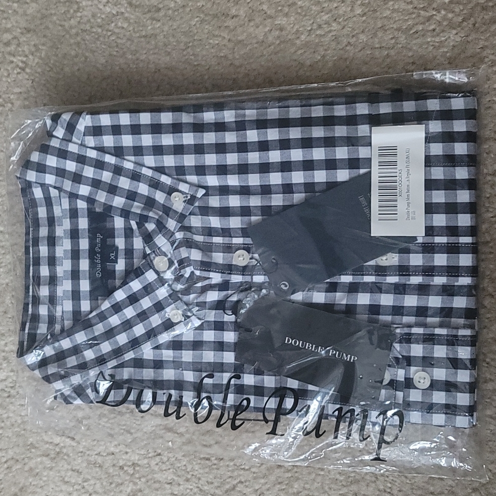 Mens long-sleeved button down shirt